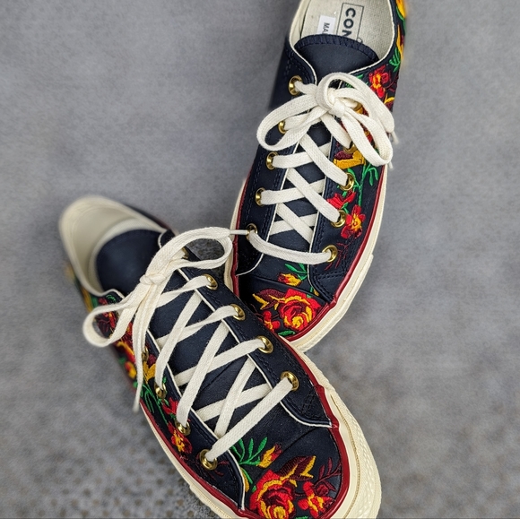 Converse Leather Parkway Embroidered Floral LT in Navy, Sz 6 - Picture 9 of 12